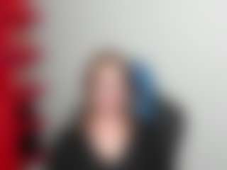 ZoeXox's Live Sex Cam Show