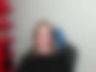 Live cam show with ZoeXox - Femdom on parknlotfishbdy