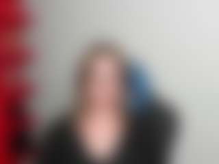 ZoeXox's Live Sex Cam Show