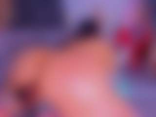 Live cam show with Lorena - Horny on crypto-cams