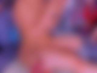Live cam show with Lorena - Smoking on Adult Interactions