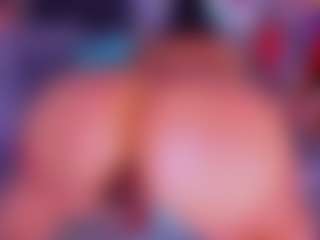 Live cam show with Lorena - Body Massage on Dare Cams