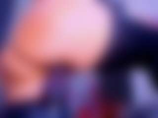 Live cam show with Lorena - Public Mature on boobsie.com