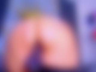 Live cam show with Lorena - Creampie on SmokeAndPoke