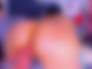 Live cam show with Lorena - Public Mature on Dare Cams