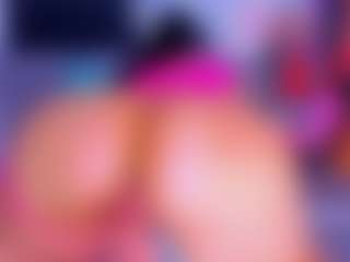 Live cam show with Lorena - Brown Eyes Mature on liverealitysex.com