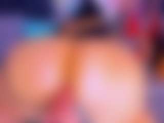 Live cam show with Lorena - Smoking on makecum.org