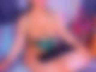 Live cam show with Lorena - Mature on Soda Cam