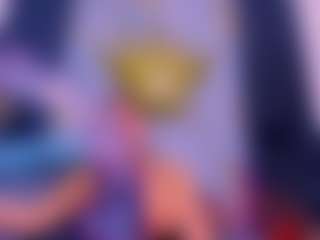 Spettacolo in cam dal vivo con Lorena - Public Mature su Camsoda