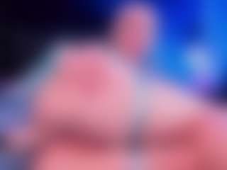Live cam show with PoppyMichaelson - Flashing on CamClone
