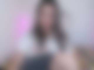 Live cam show with SallyLust - Green Eyes on Camsoda Late Night