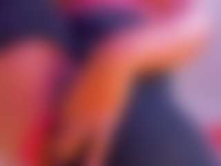 Live cam show with Sary Blake - Riding on infinitiblacc.com