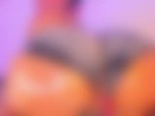 Live cam show with Sary Blake - Morena on Latina Girls