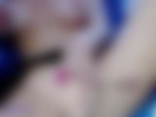 Live cam show with Eva-hot-blond - Blonde Hair on TeamSkeetLive