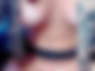 Eva-hot-blond's Live Sex Cam Show