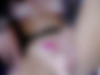 Live cam show with Eva-hot-blond - Bedroom on madthumbs