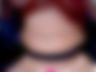 Performer in webcam MILF Eva-hot-blond in streaming live