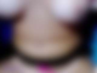 Live cam show with Eva-hot-blond - Blonde Hair Curvy on UwU Esports