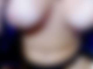 Live cam show with Eva-hot-blond - Blonde Hair on CamSodaAdn
