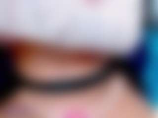 Live cam show with Eva-hot-blond - Blonde Hair on 1on1-livenow