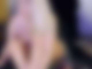 Tania44b's Live Sex Cam Show