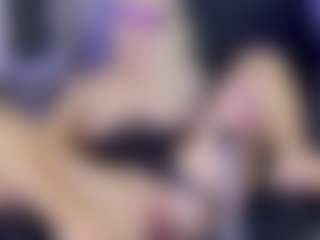 Tania44b's Live Sex Cam Show