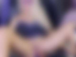 Tania44b MILF webcam performer live streaming