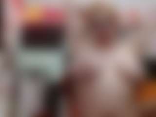 saray-extrovert's Live Sex Cam Show