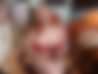 Live cam show with saray-extrovert - Camel Toe on CSO-WL