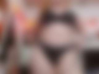 Live cam show with saray-extrovert - Camel Toe on Camsoda