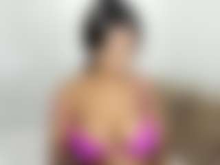 Live cam show with ebonydreamiin - Creamy on Streamer API