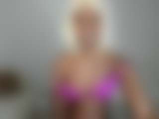 Live cam show with ebonydreamiin - Rub on fapnchat