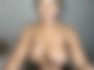Live cam show with ebonydreamiin - Kinky on CamwithHer