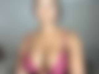 Live cam show with ebonydreamiin - Rub on x69.live