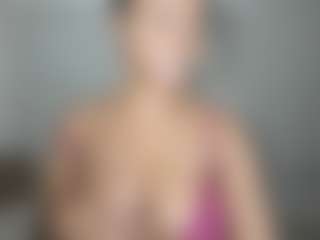 Live cam show with ebonydreamiin - Ebony Teen (18+) on SinfulBabes