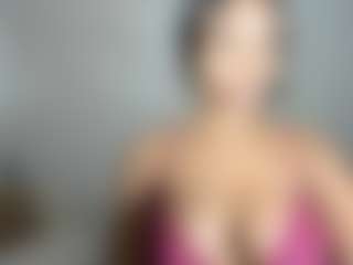 Live cam show with ebonydreamiin - Ebony Teen (18+) on Camsoda | colombia