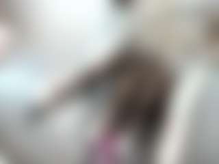 Live cam show with ebonydreamiin - Rub on Uber Horny