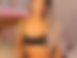 Live cam show with Kristal Connor - Show on SquirtSoMuch
