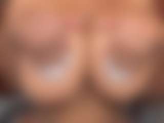 Nia Harriss's Live Sex Cam Show