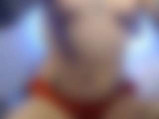 Live cam show with Nahomy-Summers - Costume on Soda Cam
