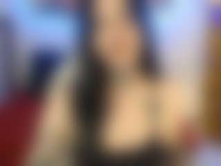 Live cam show with Nahomy-Summers - Costume on Livezox