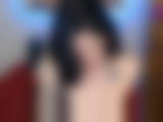 Live cam show with Nahomy-Summers - Costume on SpunkLive