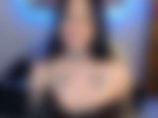 Live cam show with Nahomy-Summers - Student on Camsoda