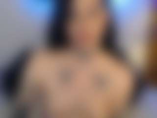 Live cam show with Nahomy-Summers - Costume on Camsoda