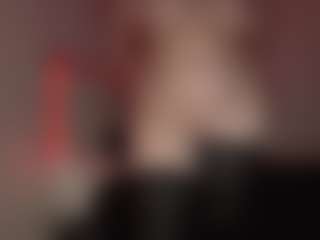 Onlygirlintheworld's Live Sex Cam Show
