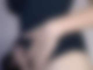 Live cam show with Cute-Sofia - Body Massage on Camiplay Live