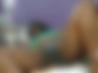 Live cam show with StaceeSparklezXXX - Curvy on justonemore.cc