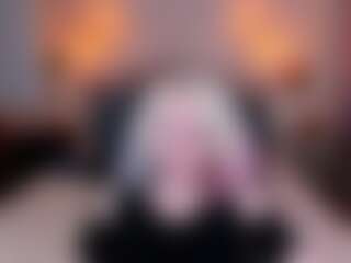 AdelinaCowell's Live Sex Cam Show