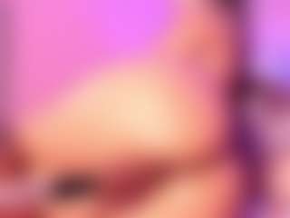 Live cam show with Xime - Petite on googirlz