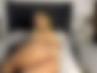 Kourtney Lee's Live Sex Cam Show